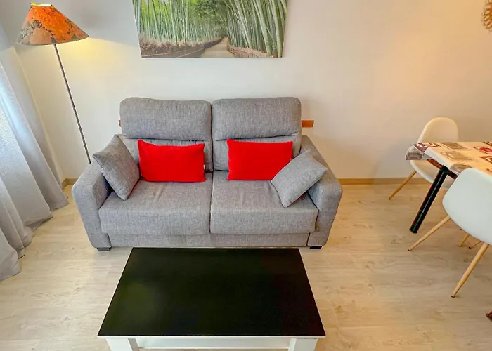 Vivalidays Gabriel - Fenals - * Lloret de Mar