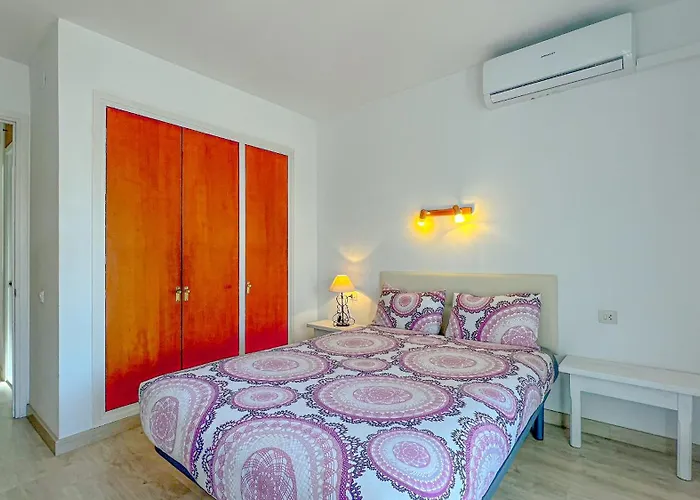 Vivalidays Gabriel - Fenals - Apartamento